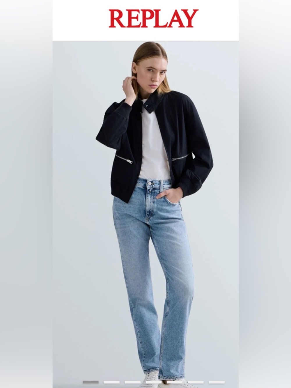 Replay women’s Washed Blue Straight Jeans